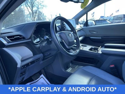 2021 Toyota Sienna XLE