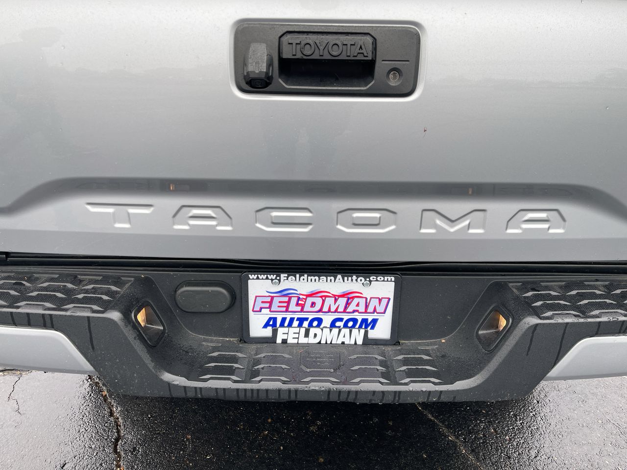 2019 Toyota Tacoma SR