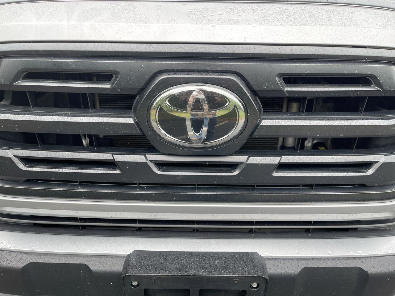 2019 Toyota Tacoma SR