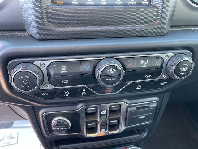 2023 Jeep Wrangler Base