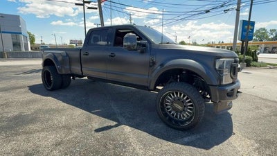 2022 Ford F-450SD Platinum DRW