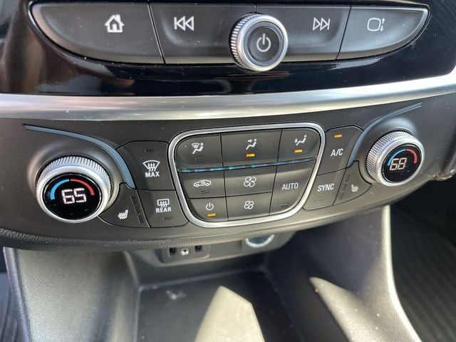 2018 Chevrolet Traverse LT Cloth w/1LT