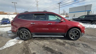 2017 Chevrolet Traverse LT 1LT