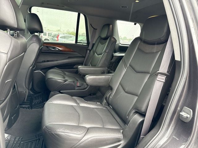 2016 Cadillac Escalade Luxury