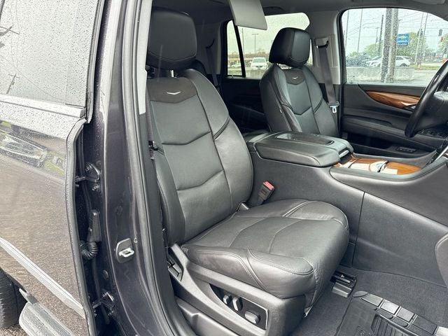 2016 Cadillac Escalade Luxury