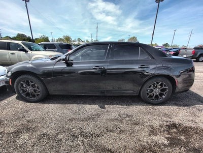 2022 Chrysler 300 Touring