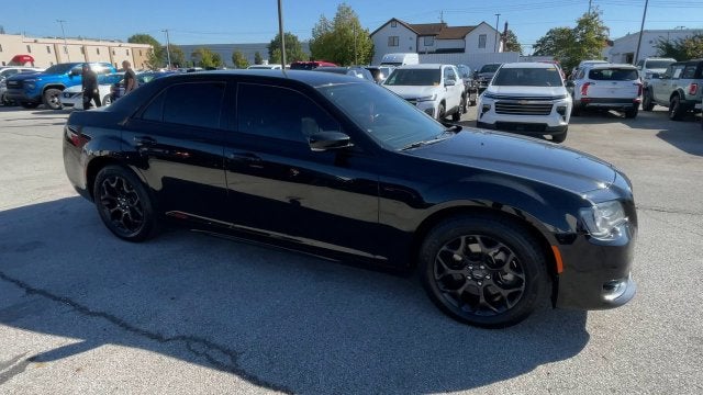 2022 Chrysler 300 Touring