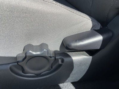 2022 Toyota Tacoma SR V6