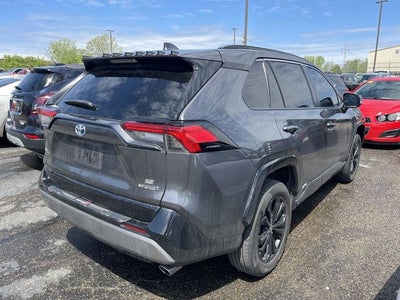 2022 Toyota RAV4 Hybrid SE