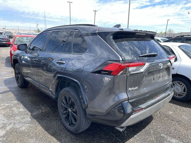 2022 Toyota RAV4 Hybrid SE