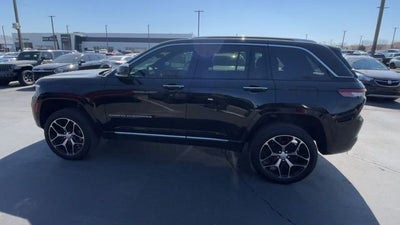 2022 Jeep Grand Cherokee Summit