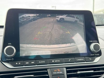 2020 Nissan Altima SR FWD