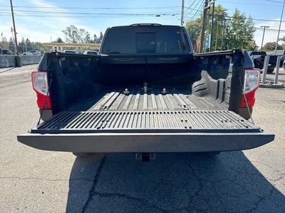 2016 Nissan TITAN XD Platinum Reserve Diesel