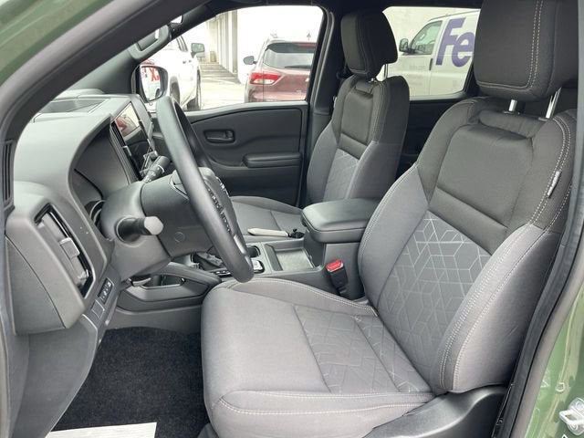 2026 Nissan Frontier Crew Cab SV 4x4