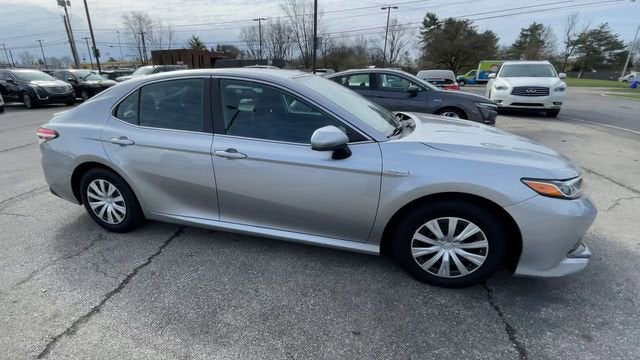 2019 Toyota Camry Hybrid LE