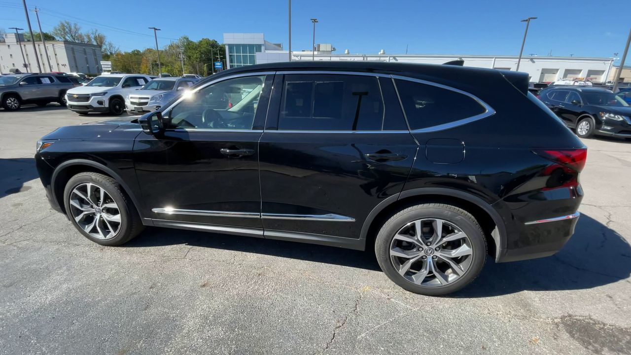 2022 Acura MDX w/Technology Package