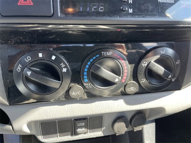 2014 Toyota Tacoma 4WD Access Cab Standard Bed I4 Manual (Natl)