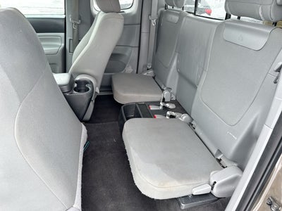 2014 Toyota Tacoma 4WD Access Cab Standard Bed I4 Manual (Natl)