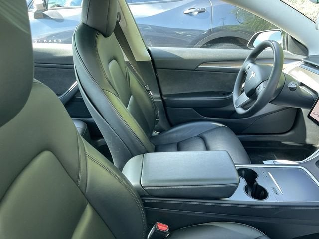 2022 Tesla Model 3 Rear-Wheel Drive