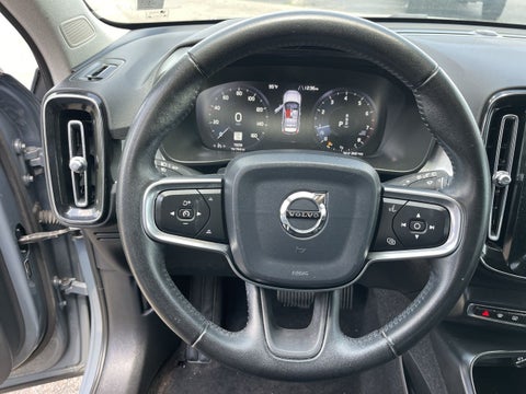 2020 Volvo XC40 Momentum in Columbus, MI - Mark Wahlberg Automotive Group